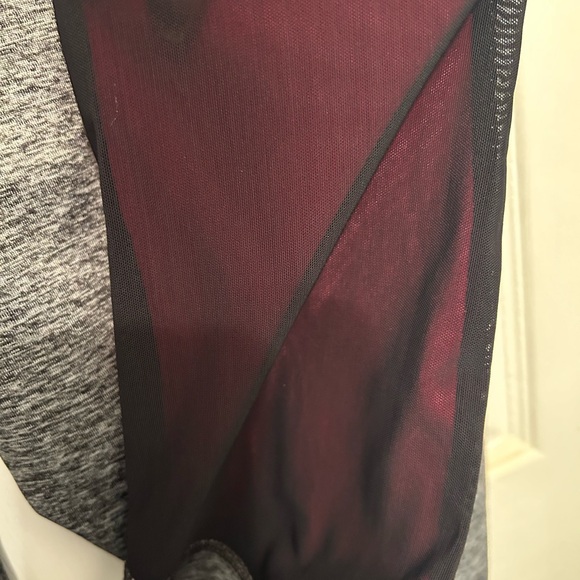 City Streets athletic leggings woman’s size large - Picture 5 of 6